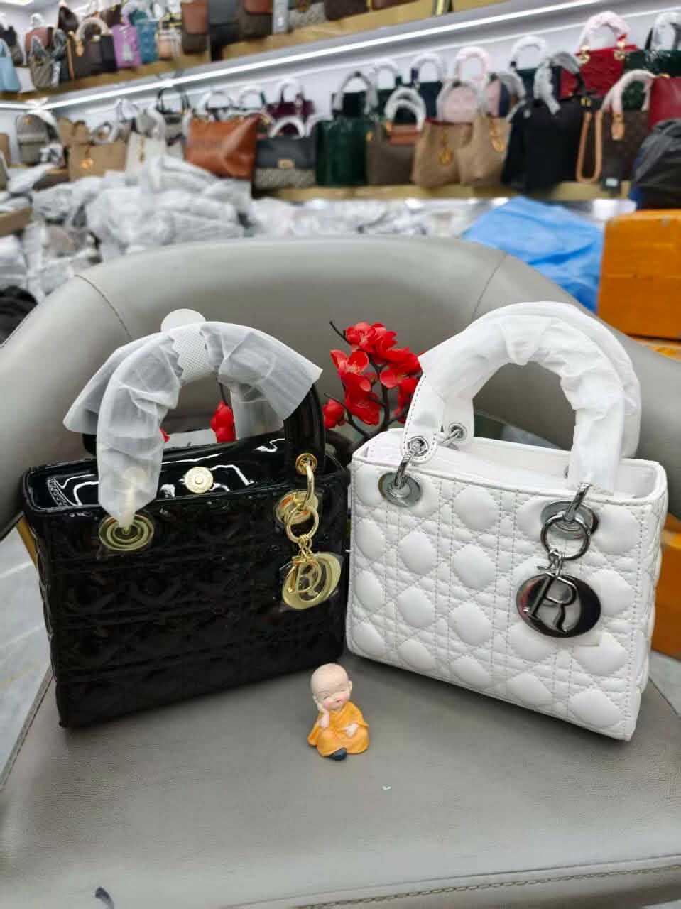 Ladies Hand Bag